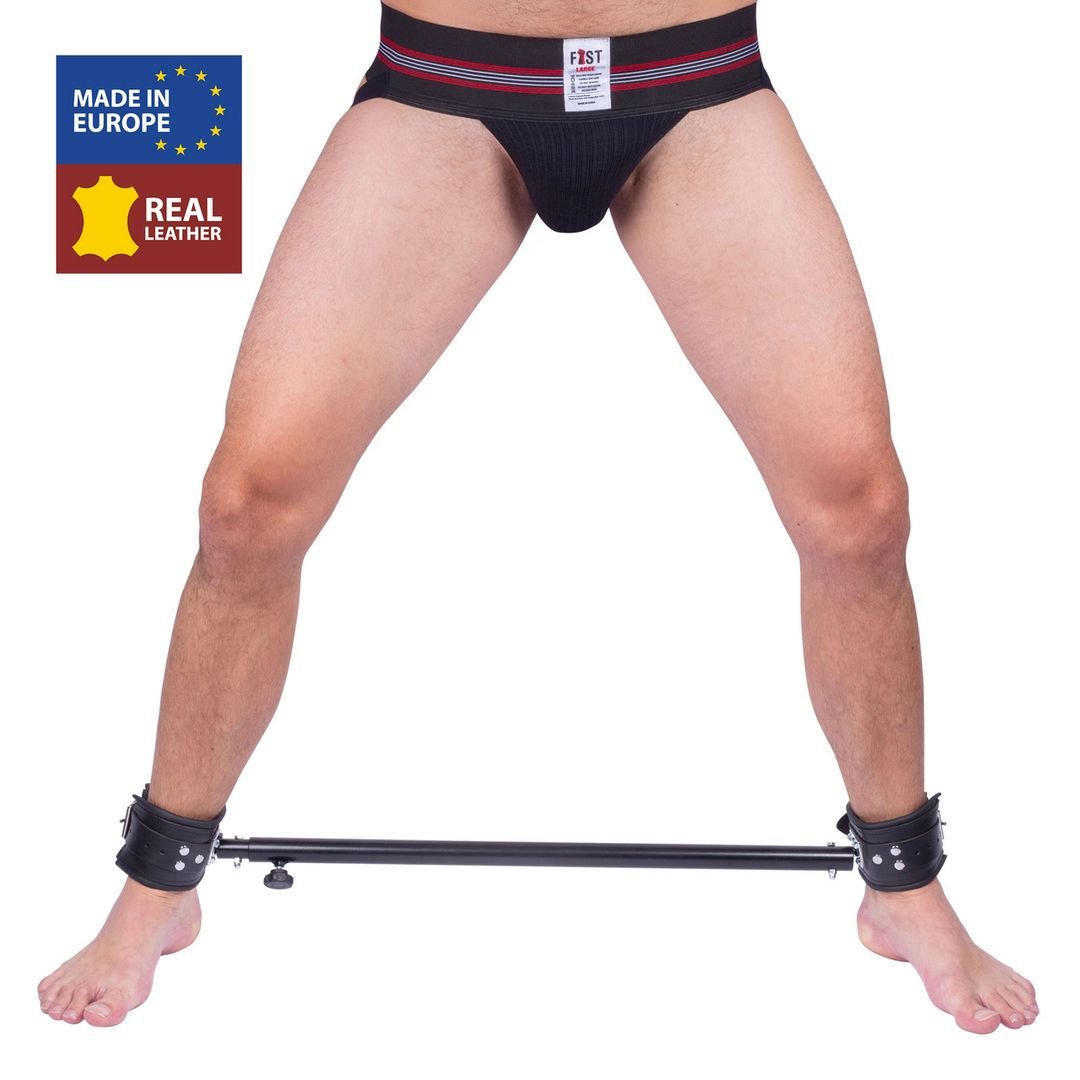 Red Leather justerbar spreader bar i metal med lædermanchetter - 65 til 120 cm - Sort